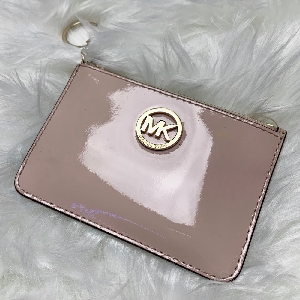 MICHEAL KORS pink wristlet wallet